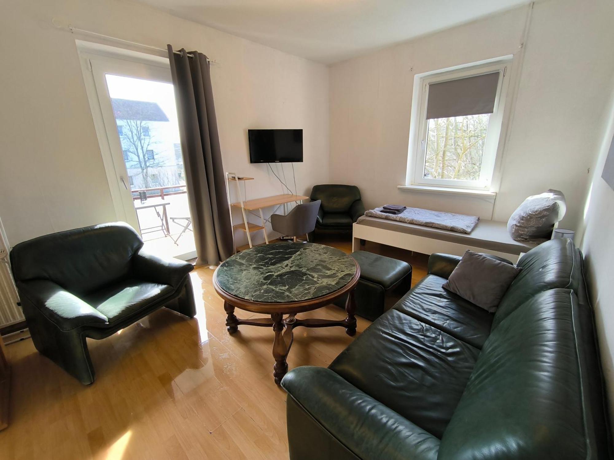 Apartment Am Suedpark Merseburg Esterno foto